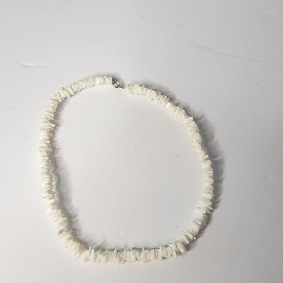 Necklace Shells White Surfer Vacation Beach - Picture 1 of 3